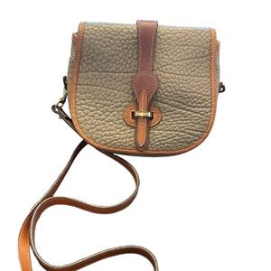Dooney & Bourke authentic vintage cross bag!